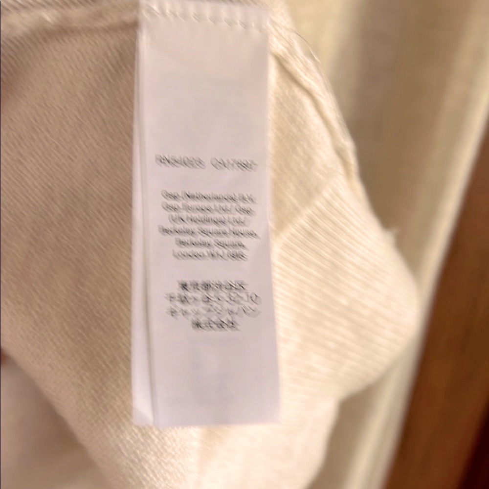 Gap Button Down Large Sweater NWT - Picture 5 of 6
